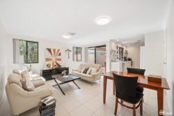 25B Arnott Ct, Kelmscott WA 6111, Australia