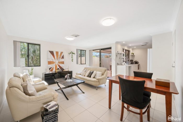 25B Arnott Ct, Kelmscott WA 6111, Australia
