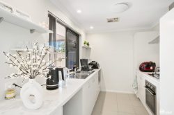 25B Arnott Ct, Kelmscott WA 6111, Australia