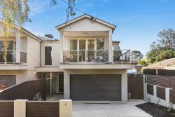 Unit 1/44 Balcombe Rd, Newtown VIC 3220, Australia