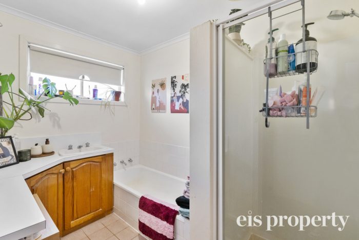 33 Baragoon St, Howrah TAS 7018, Australia