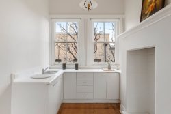 362 Beaconsfield Parade, St Kilda West VIC 3182, Australia