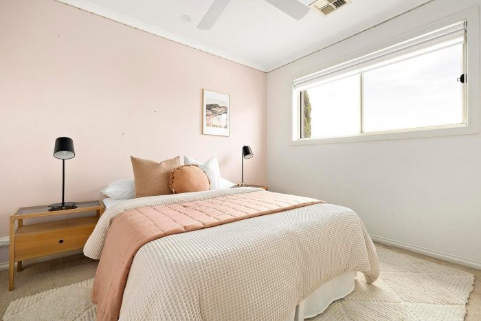 63 Bluebell Cres, Gowanbrae VIC 3043, Australia