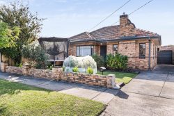 56 Bradley Ave, Thornbury VIC 3071, Australia