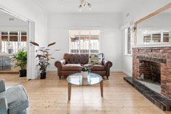 56 Bradley Ave, Thornbury VIC 3071, Australia