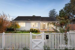 22 Byron Rd, Kilsyth VIC 3137, Australia