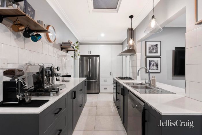 22 Byron Rd, Kilsyth VIC 3137, Australia