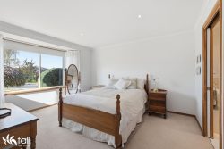 5 Cider Gum Dr, Blackmans Bay TAS 7052, Australia