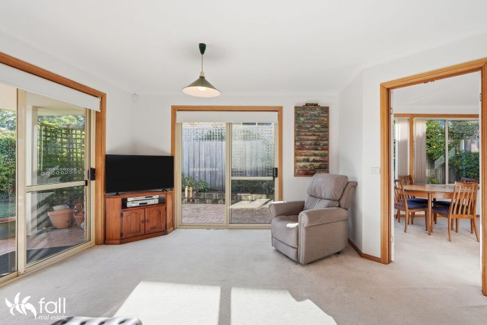 5 Cider Gum Dr, Blackmans Bay TAS 7052, Australia