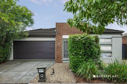 21 Cortona Grange, Mernda VIC 3754, Australia
