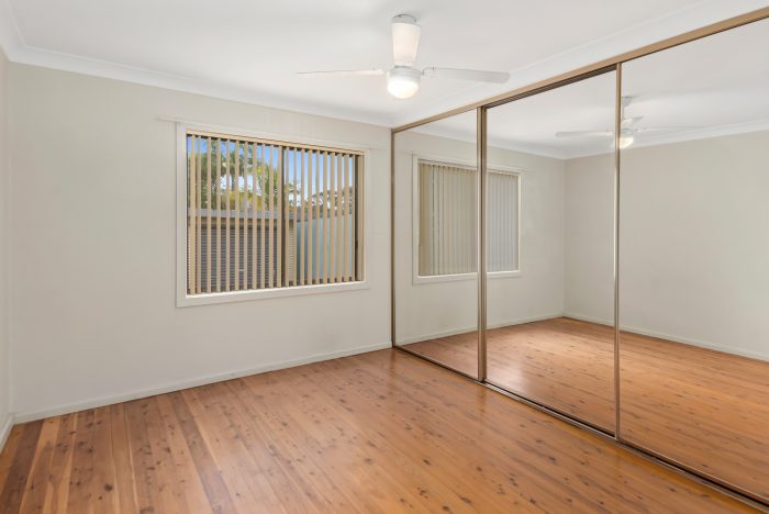 14 Craig Cres, Dapto NSW 2530, Australia