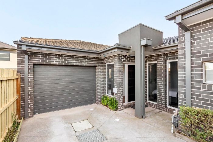 Unit 3/31 Creswell Ave, Airport West VIC 3042, Australia