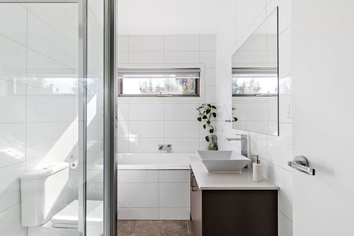 Unit 3/31 Creswell Ave, Airport West VIC 3042, Australia
