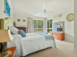 11 Cypress St, Highfields QLD 4352, Australia