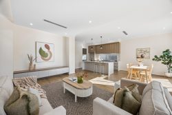 33 Dwyer Rd, Oaklands Park SA 5046, Australia