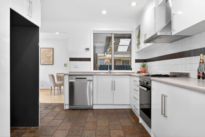 21 Excelsior Grove, Woodcroft SA 5162, Australia