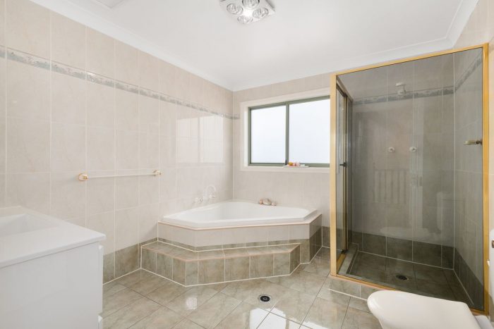 62 Laycock Rd, Penshurst NSW 2222, Australia