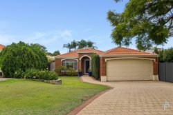 36 Kelsall Cres, Manning WA 6152, Australia