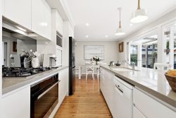 105 Forest Way, Belrose NSW 2085, Australia