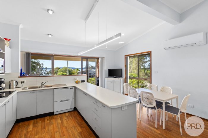 101 Francis Ave, Lemon Tree Passage NSW 2319, Australia