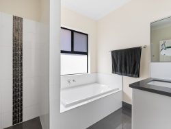 29 Gatacre Dr, Somerville WA 6430, Australia
