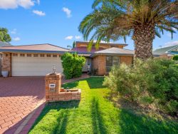 24 Geoffrey Stokes Parade, Kalgoorlie WA 6430, Australia