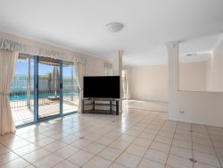24 Geoffrey Stokes Parade, Kalgoorlie WA 6430, Australia