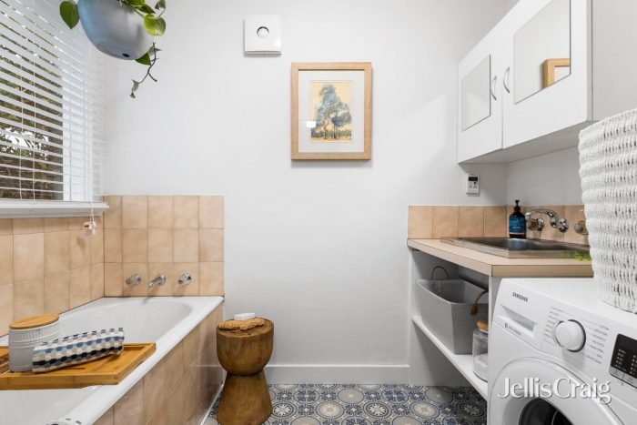 31 Gladstone Ave, Northcote VIC 3070, Australia