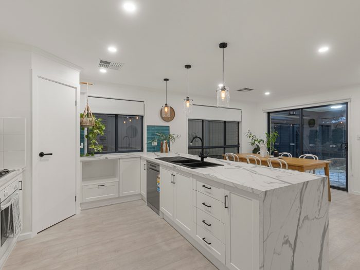693 Grand Blvd, Seaford Meadows SA 5169, Australia