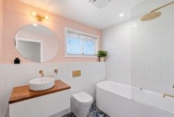 27 Greenfield Rd, Empire Bay NSW 2257, Australia