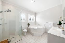 1 Harst Pl, Belrose NSW 2085, Australia