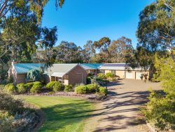430 Henty Hwy, Hamilton VIC 3300, Australia