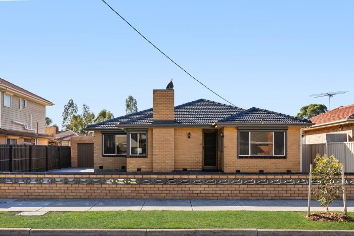 29 Huntsman Dr, Noble Park VIC 3174, Australia
