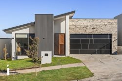 4 Orator St, Denman Prospect ACT 2611, Australia