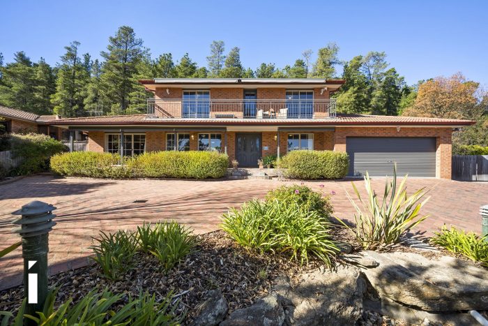 77 William Wilkins Cres, Isaacs ACT 2607, Australia