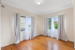 93 Kanahooka Rd, Kanahooka NSW 2530, Australia