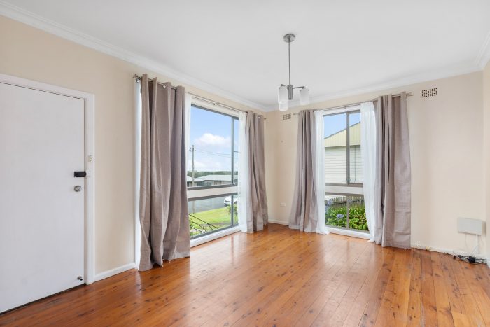 93 Kanahooka Rd, Kanahooka NSW 2530, Australia