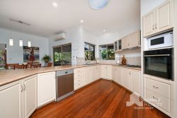 22 Kardil St, Dalyellup WA 6230, Australia