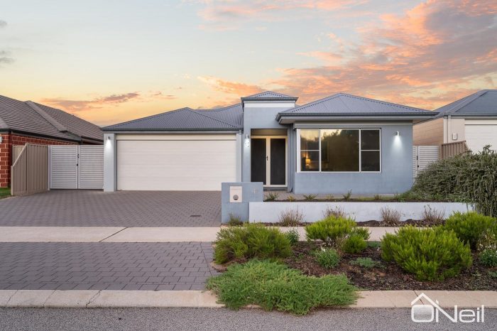 43 Keehner Entrance, Martin WA 6110, Australia