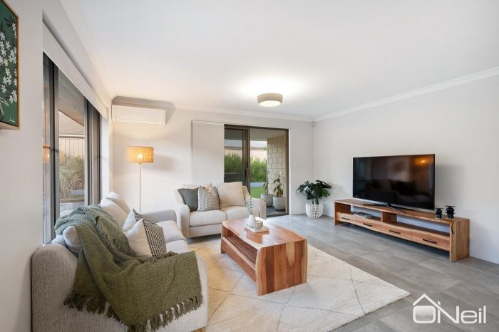 43 Keehner Entrance, Martin WA 6110, Australia