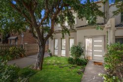 37 Kernot St, South Kingsville VIC 3015, Australia
