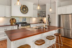 243 Knox Rd, Romsey VIC 3434, Australia