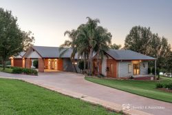 39 Lees Ln, Bonegilla VIC 3691, Australia