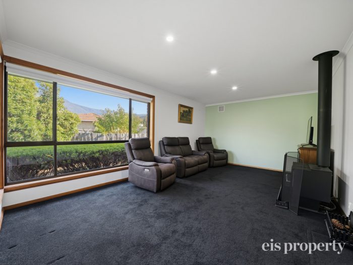 9 Lever Ct, Glenorchy TAS 7010, Australia