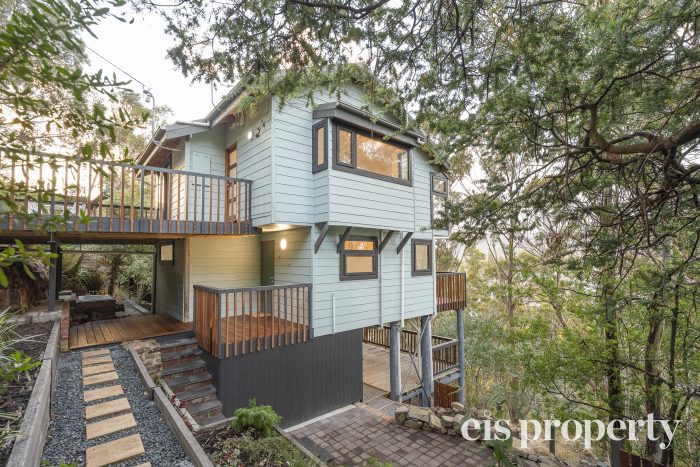 29 Liverpool Cres, West Hobart TAS 7000, Australia