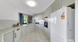 31 Lomandra St, Boyne Island QLD 4680, Australia
