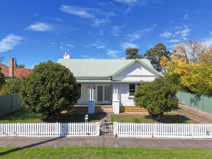 6 Lonsdale St, Hamilton VIC 3300, Australia
