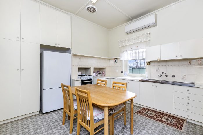 6 Lonsdale St, Hamilton VIC 3300, Australia