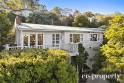 99 Malunna Rd, Lindisfarne TAS 7015, Australia