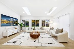 13 Meredith Pl, Frenchs Forest NSW 2086, Australia